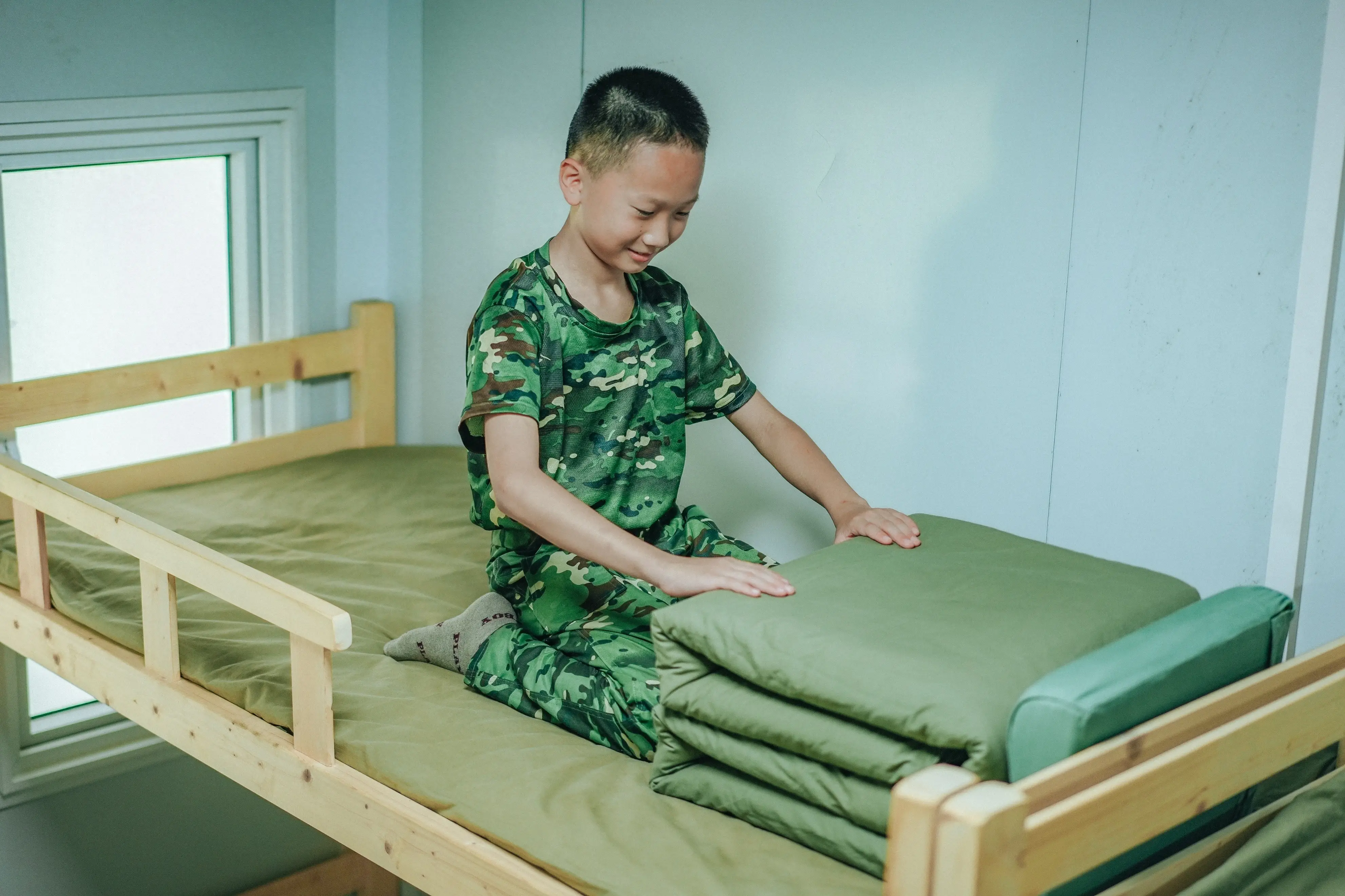 這個暑假別再慣著娃！榮耀特訓營讓他跳出舒適圈破繭成蝶